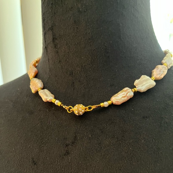 Baroque Flat & Round Natural Pearls Necklace - Picture 2 of 8